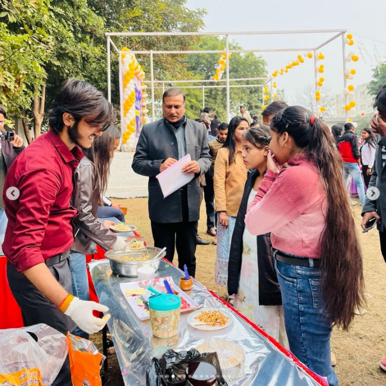 Screenshot 2025-02-06 at 12-03-40 SRCEM - ShriRam Group Of Colleges🎓 (@srcemofficial_1998) • Instagram photos and videos