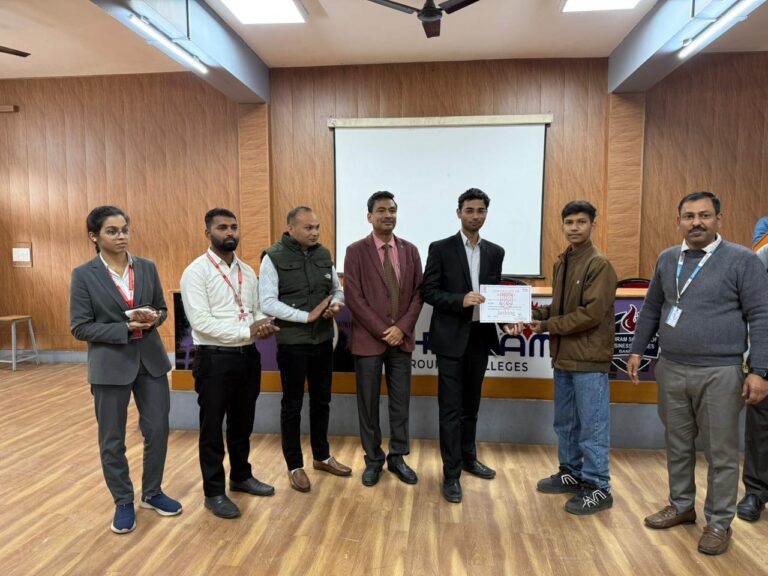 WhatsApp Image 2025-12-16 at 15.39