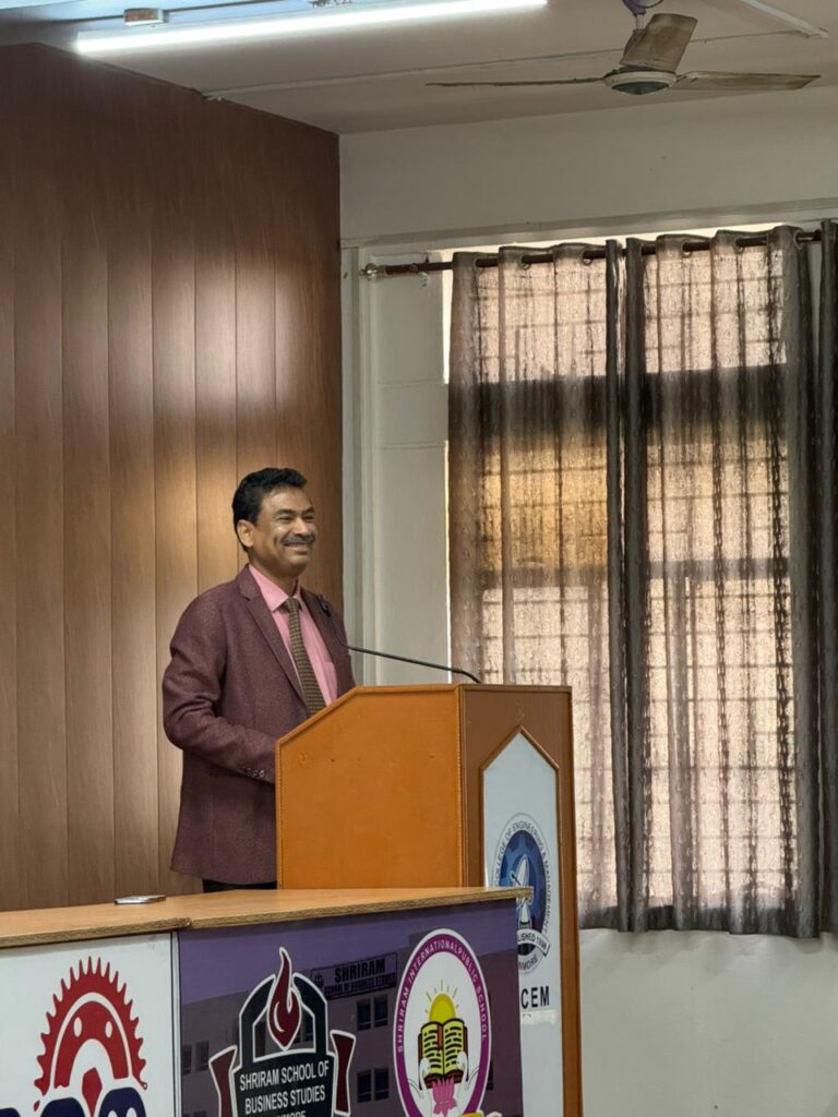 WhatsApp Image 2025-12-16 at 15.39