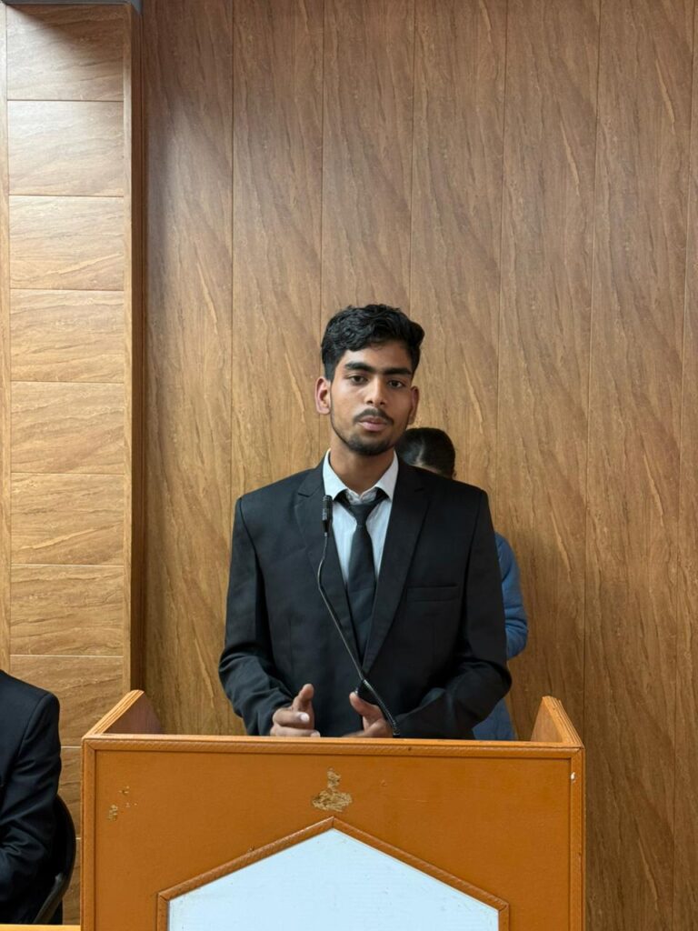 WhatsApp Image 2025-12-16 at 15.39