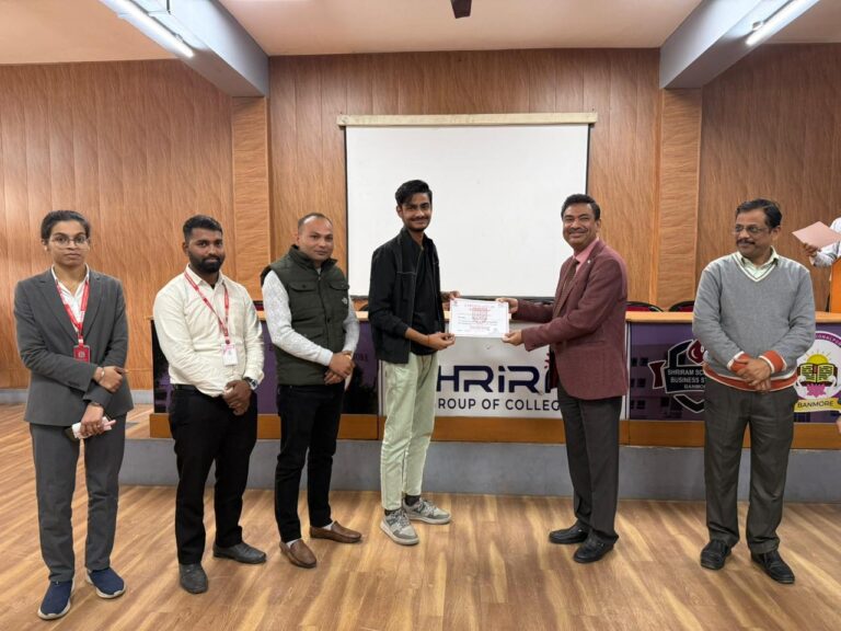 WhatsApp Image 2025-12-16 at 15.39